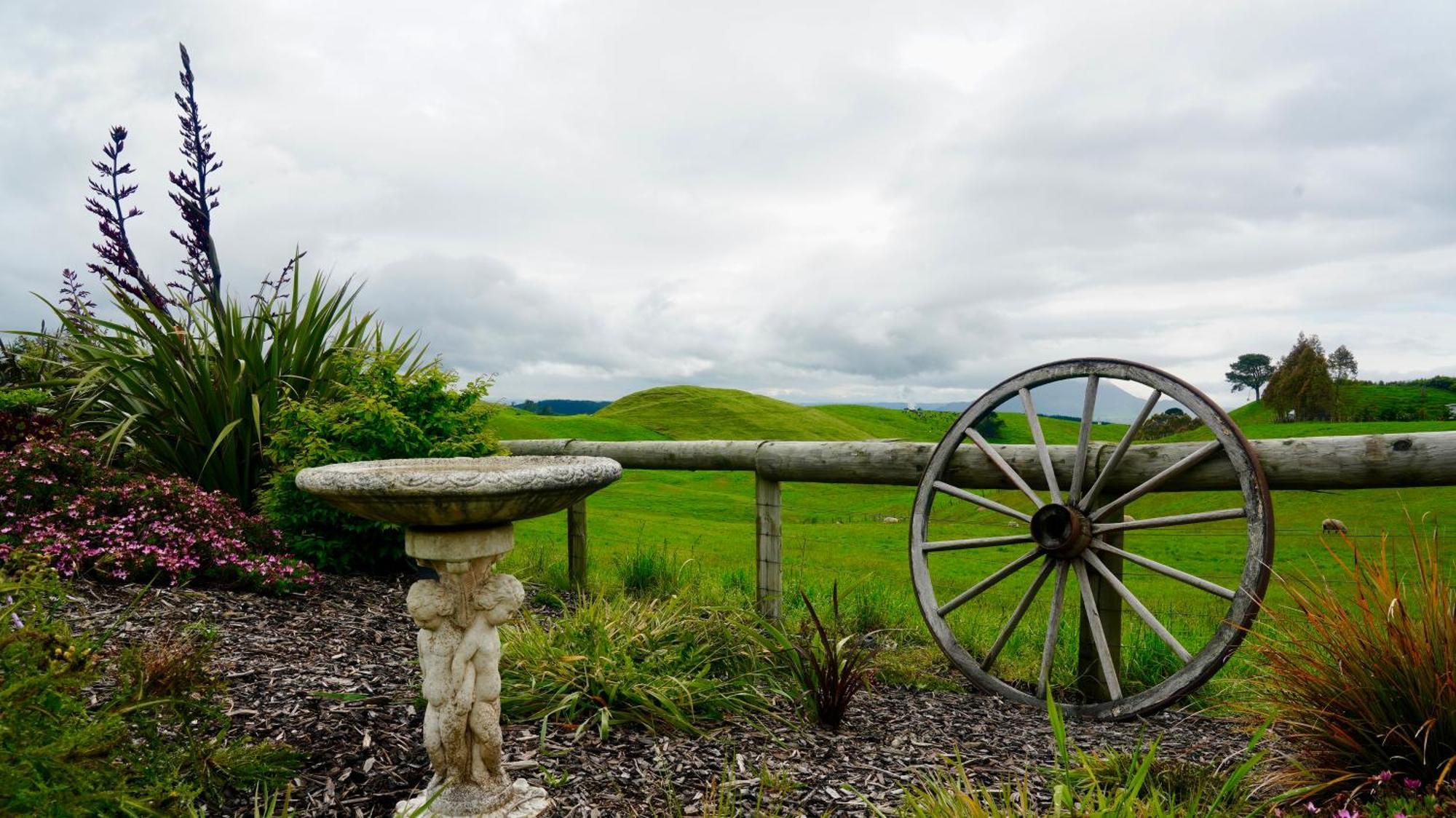Hilltop Whakaipo Estate Таупо Екстериор снимка